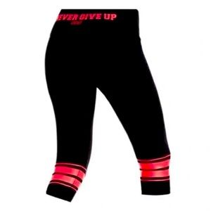 Lorna Jane Active🏃‍♀️Never Give Up 🫶🏼 Capri Leggings for Gym and Yoga🧘‍♀️